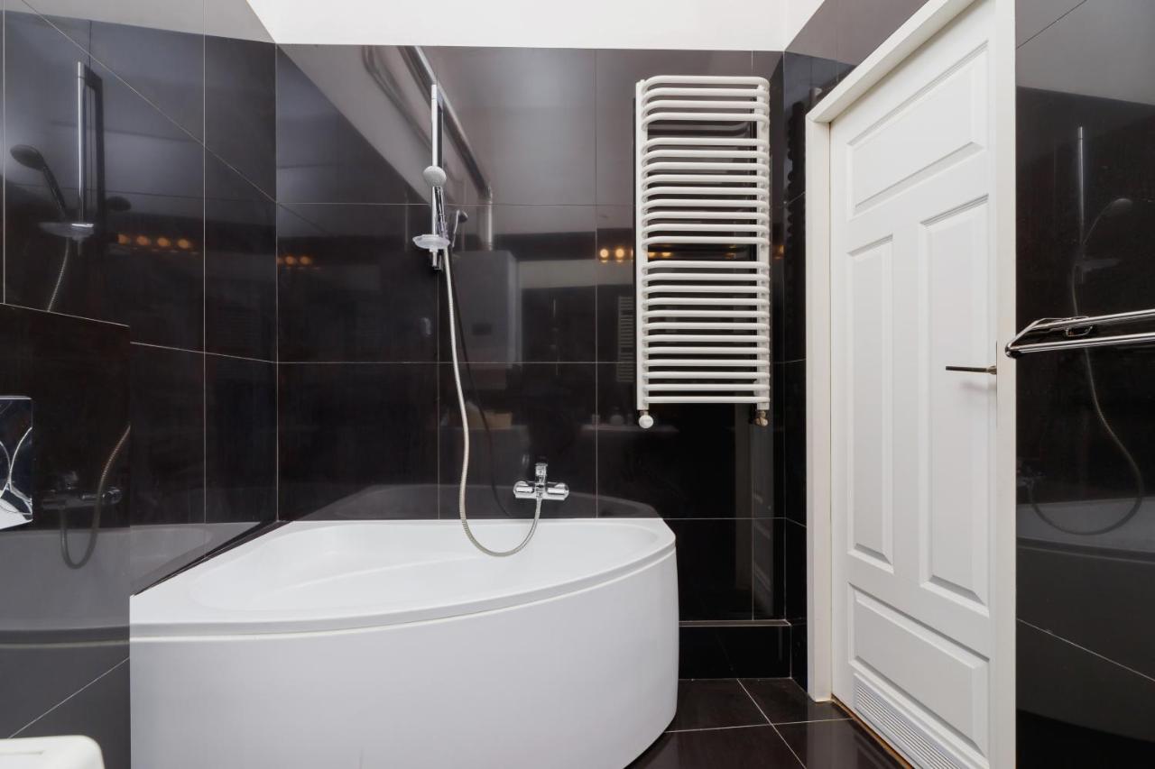 Pijarska By Renters Apartment Krakau