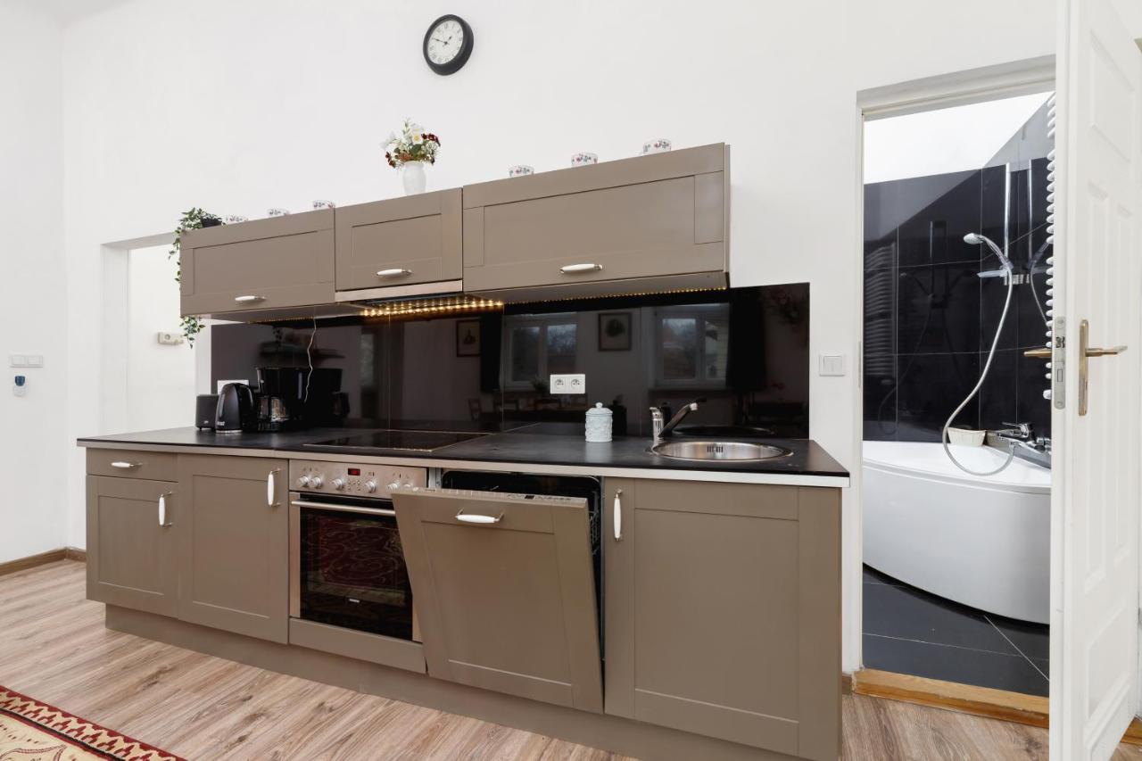 Pijarska By Renters Appartamento
